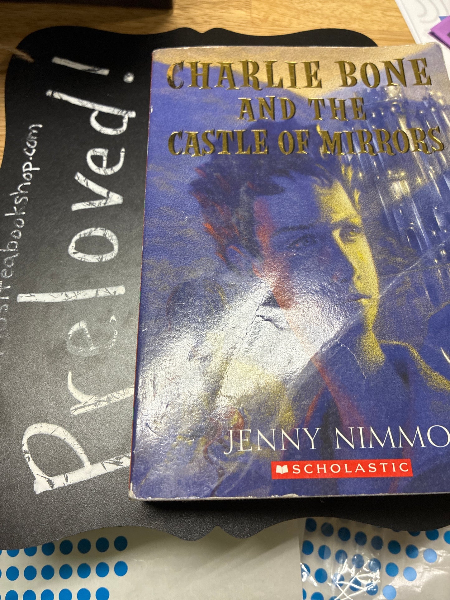 Preloved: Charlie Bone and the Castle of Mirrors (Children of the Red King, Book 4)