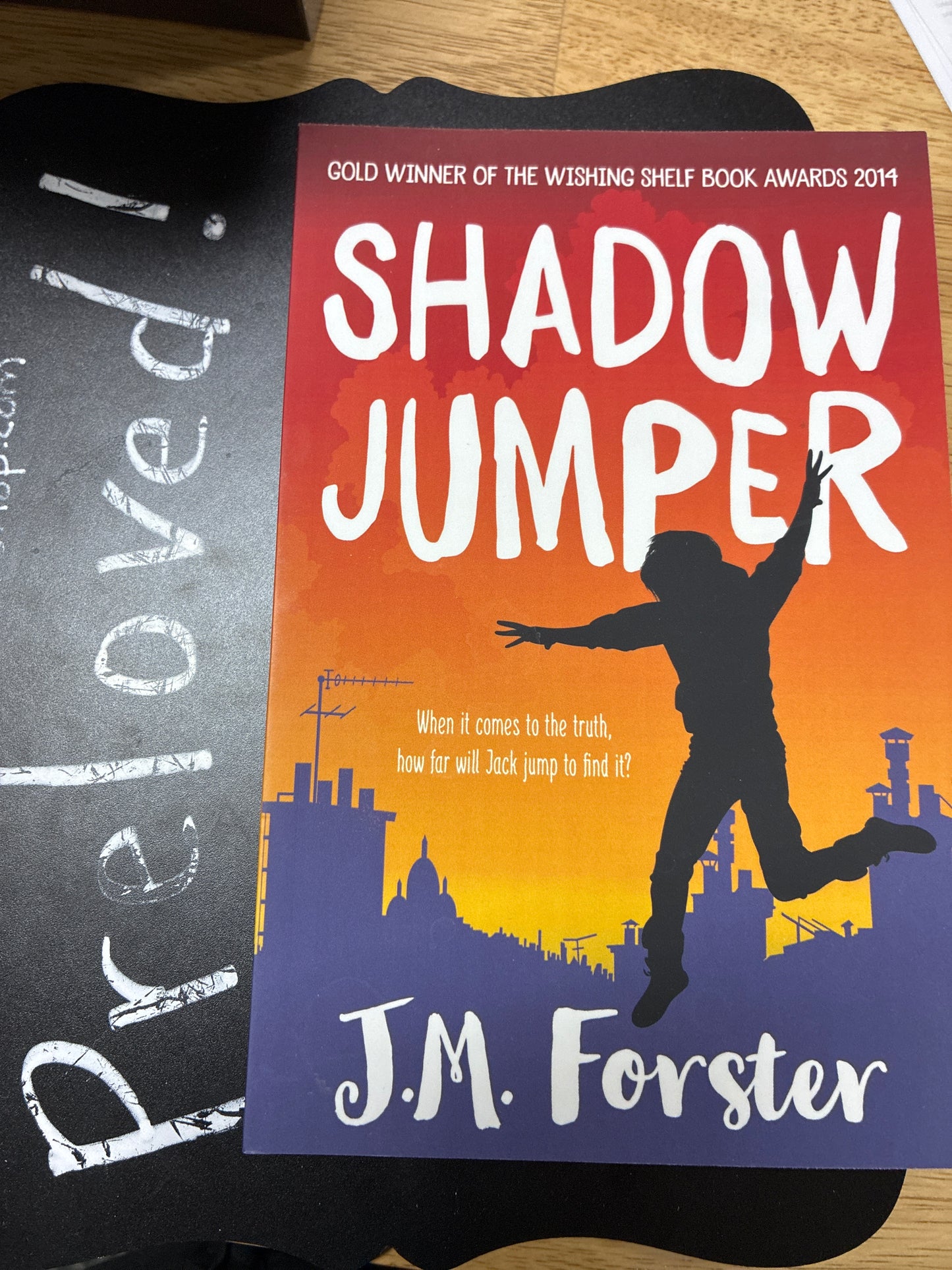 Preloved: Shadow Jumper: A mystery adventure book for children and teens aged 10-14