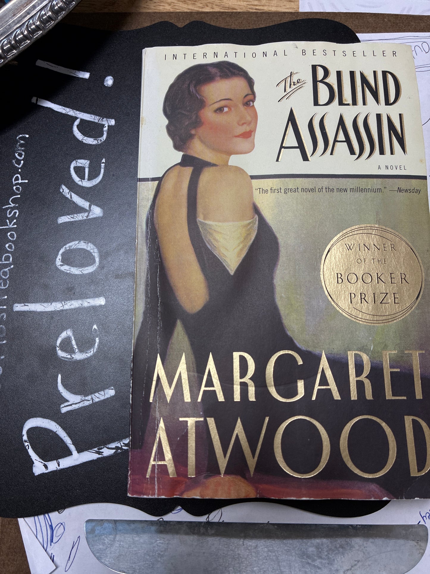 Preloved: The Blind Assassin: A Novel, Cover may vary