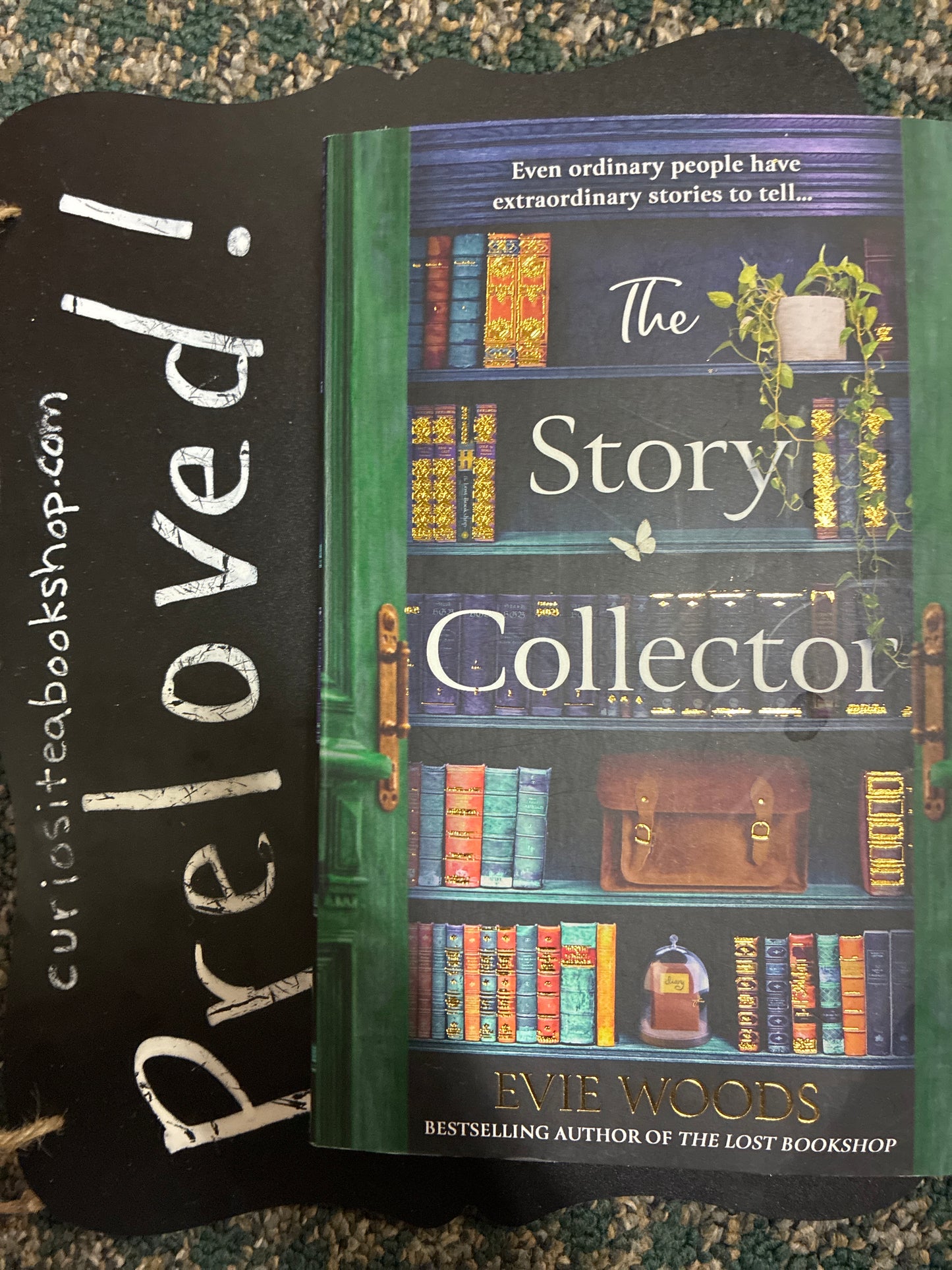 Preloved: The Story Collector: An escapist and magical page-turning novel from the author of the smash hit bestseller 'The Lost Bookshop'
