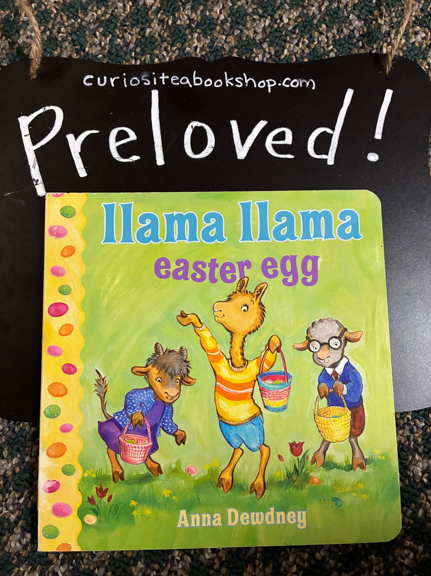 Preloved: Llama Llama Easter Egg