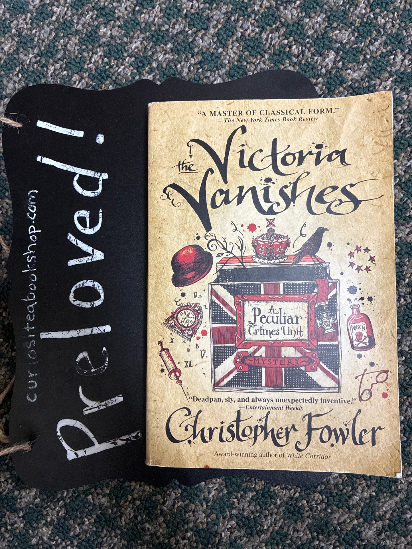 Preloved: The Victoria Vanishes: A Peculiar Crimes Unit Mystery