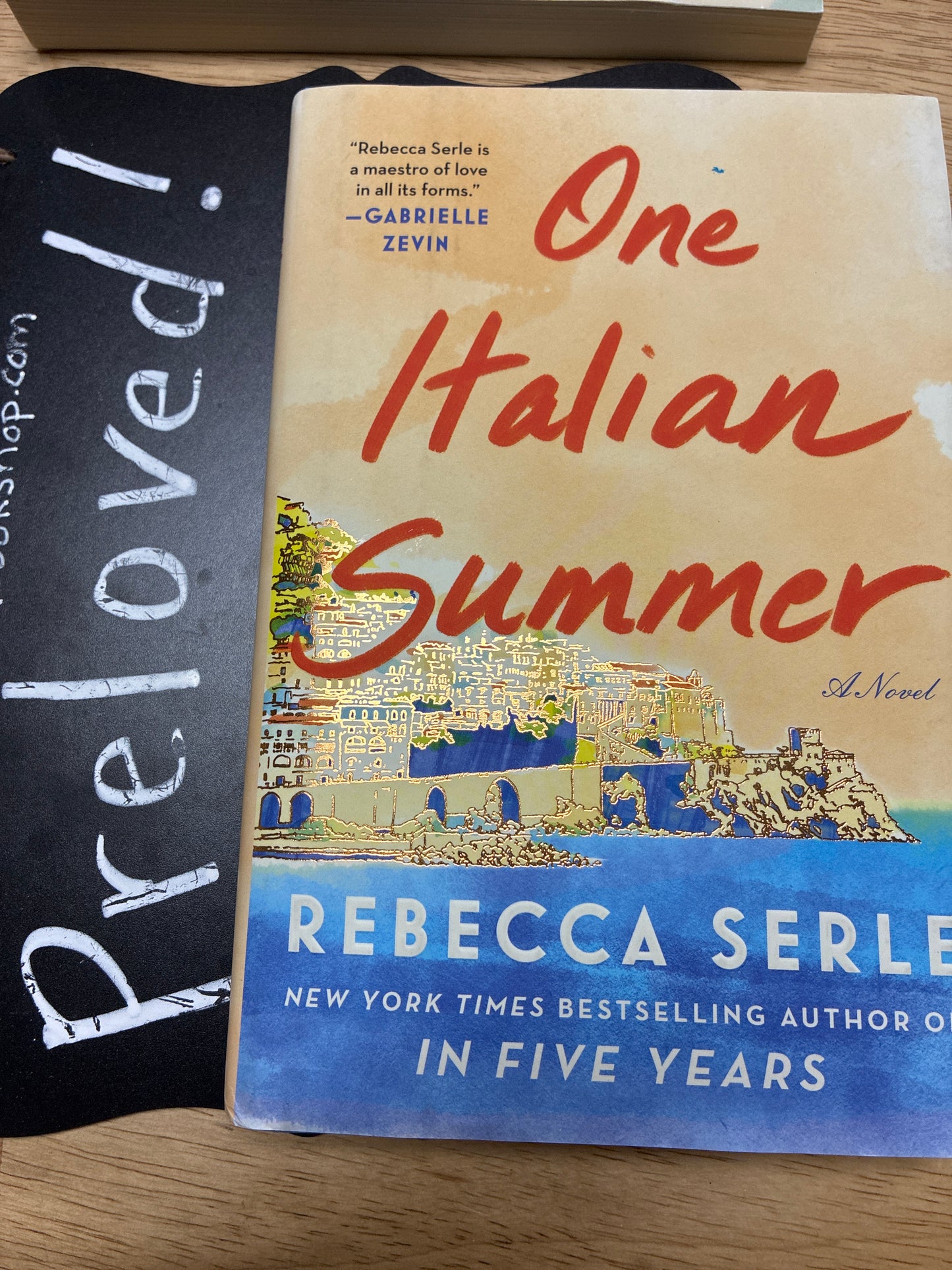 Preloved: One Italian Summer: A Novel