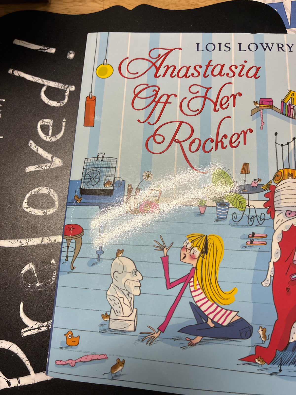 Preloved: Anastasia Off Her Rocker: A Seventh-Grade Science Project Story with Brother Help for Kids (Ages 8-12) (An Anastasia Krupnik story, 12)