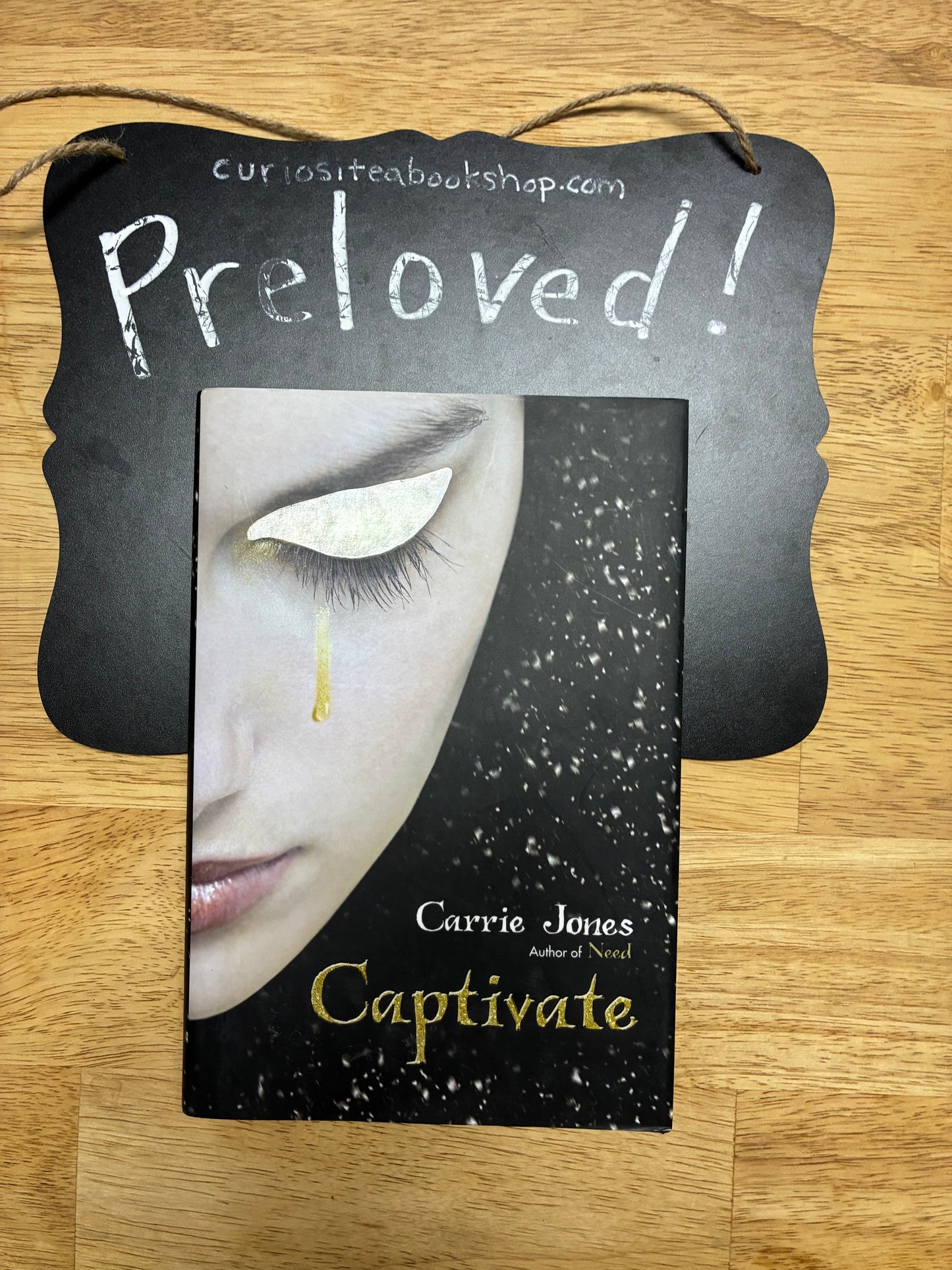 Preloved: Captivate (Need)